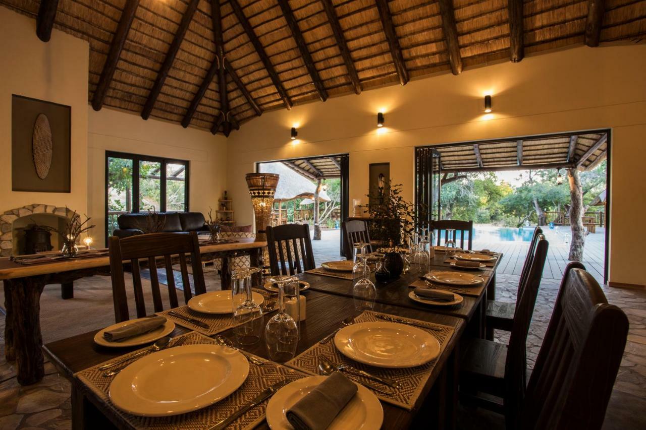 Vuyani River Hotel